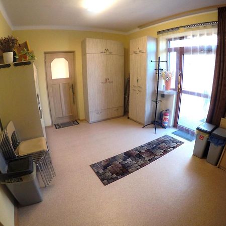 Pokoje Goscinne, Mieszkanie Na Wynajem W Swidniku K Lublina Extérieur photo