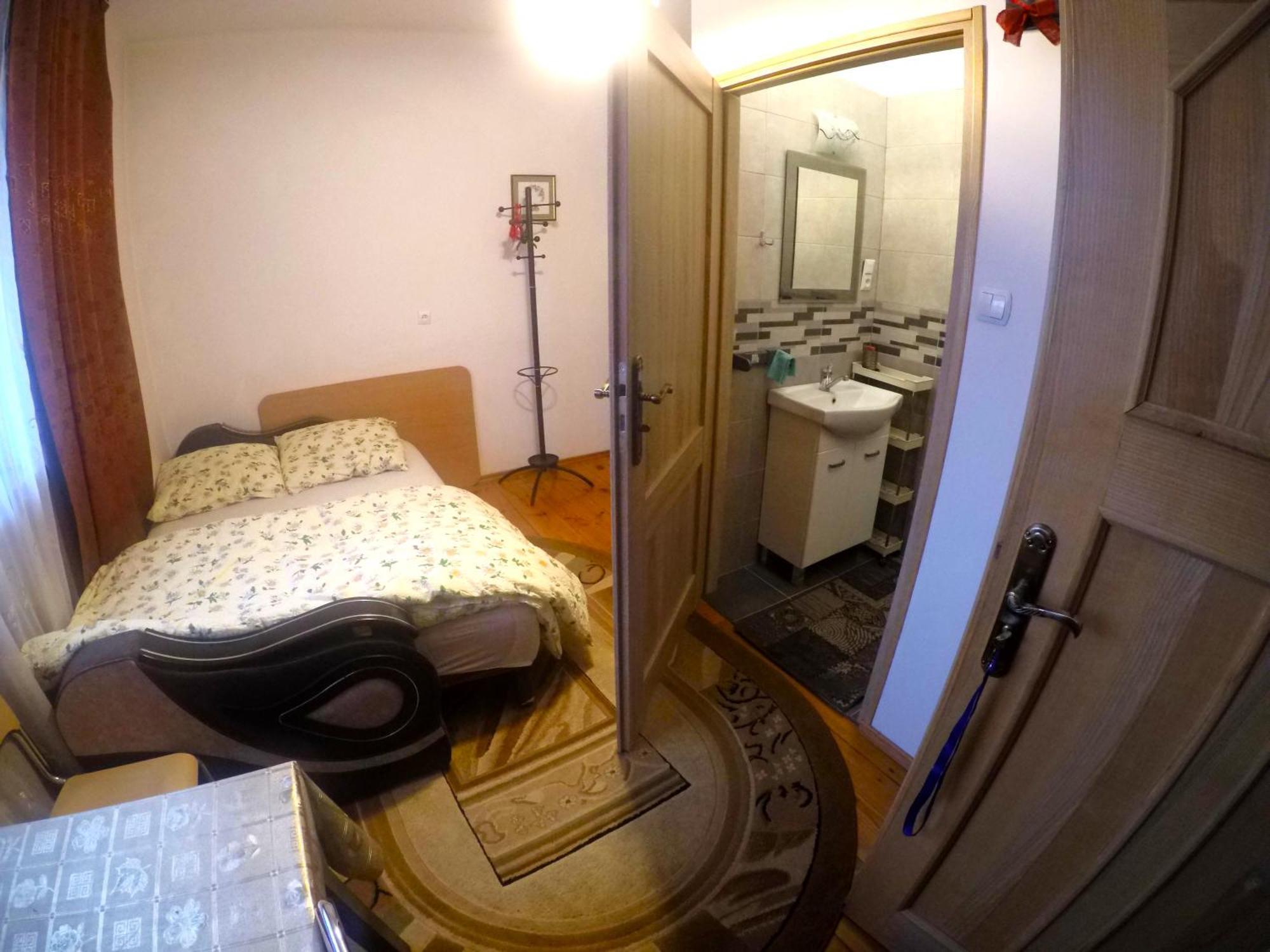Pokoje Goscinne, Mieszkanie Na Wynajem W Swidniku K Lublina Extérieur photo